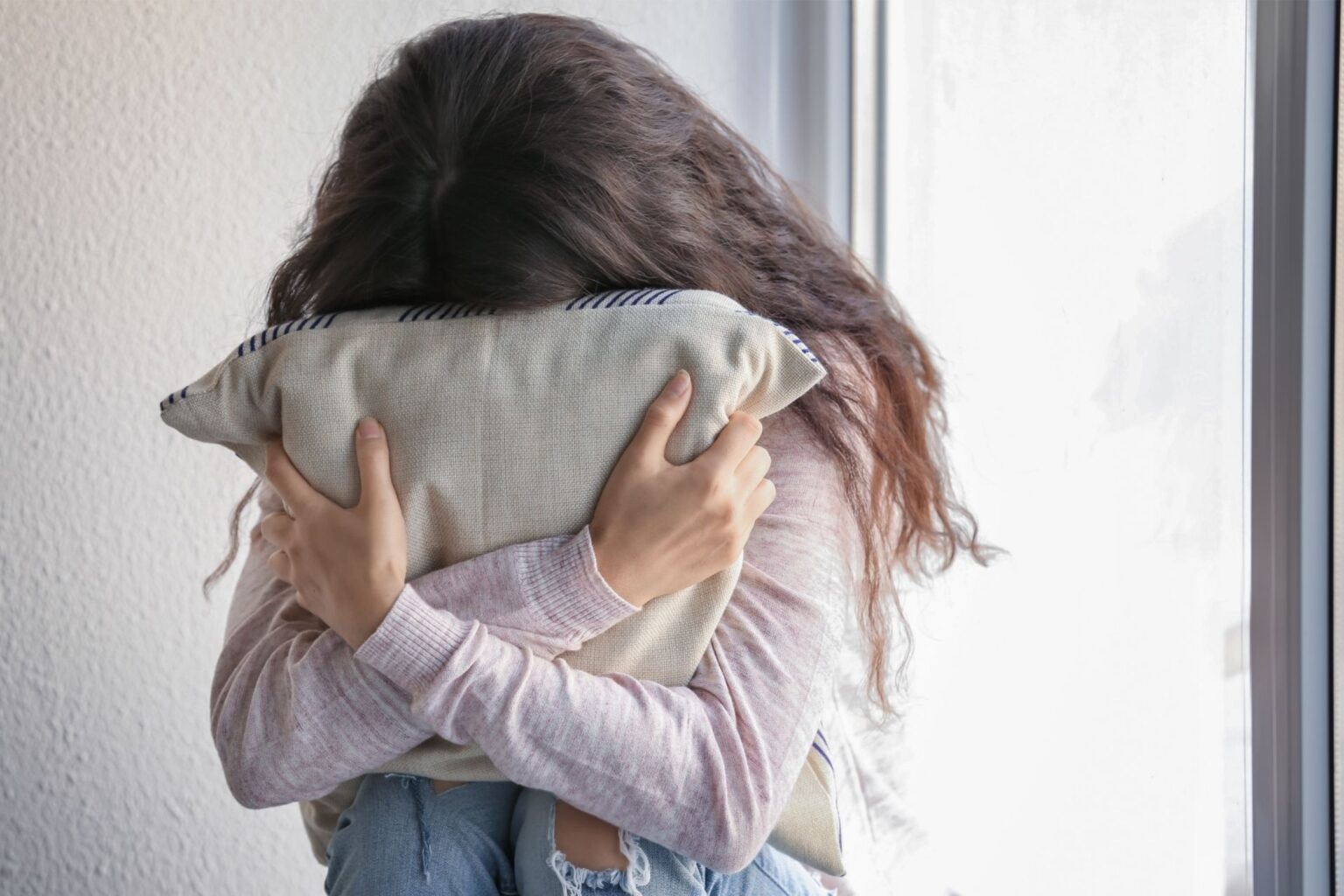 How To Get Over A Breakup Fast (Tips For Moving On Quickly)