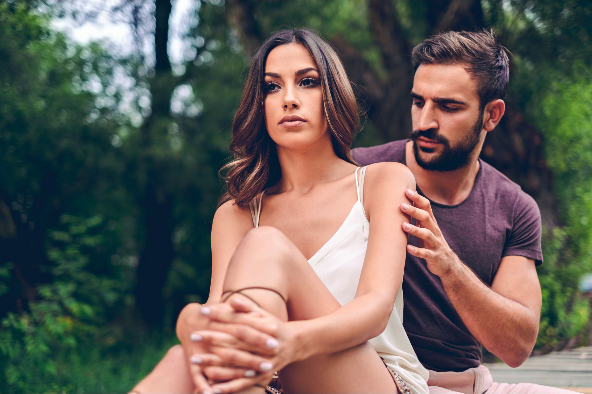 ways to know that your boyfriend is lying to you
